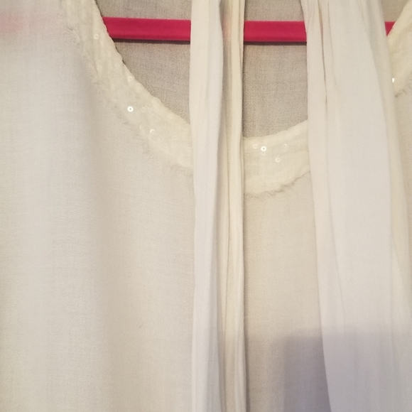 Blouse - Picture 2 of 3